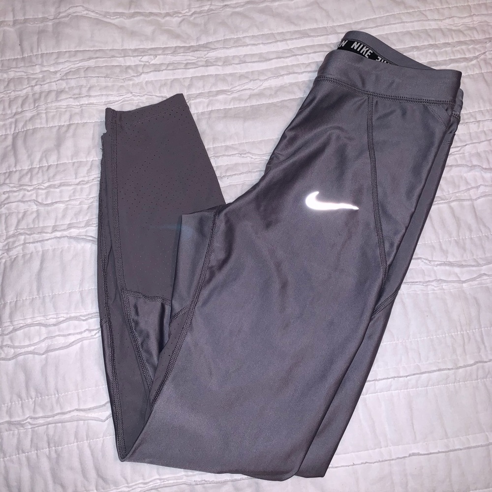 Gray Nike leggings